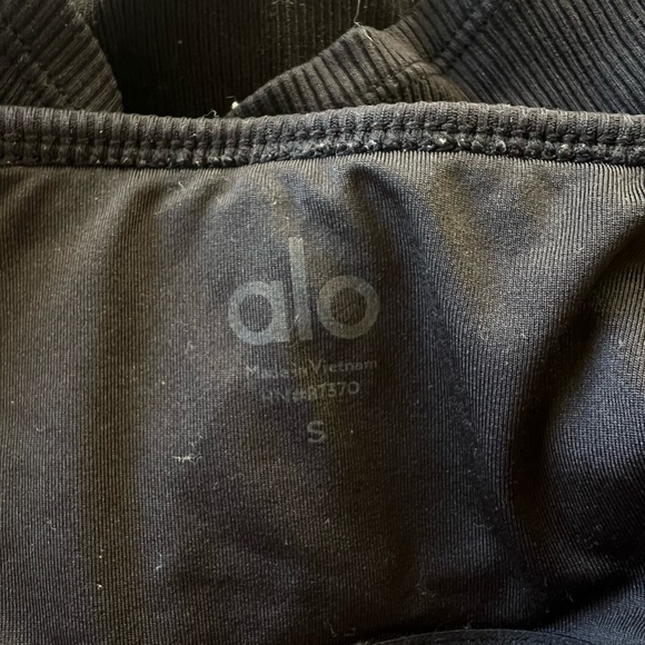 Alo Yoga Set - Picture 8 of 8